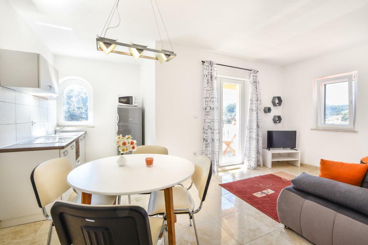Villa Mar 1 - Luxury Apartments Pucisca Zewnętrze zdjęcie