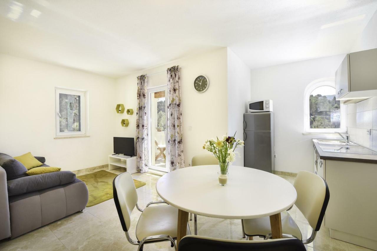 Villa Mar 1 - Luxury Apartments Pucisca Zewnętrze zdjęcie