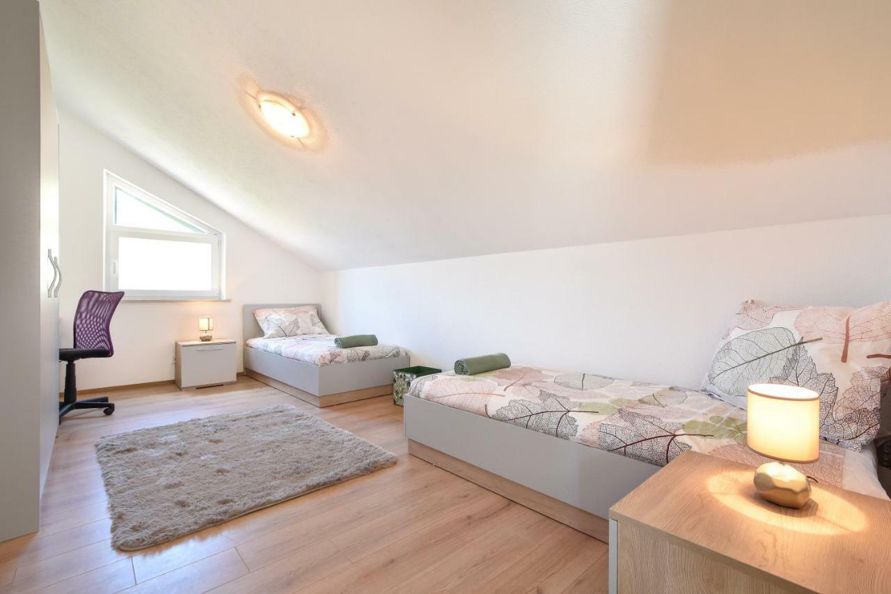 Villa Mar 1 - Luxury Apartments Pucisca Zewnętrze zdjęcie