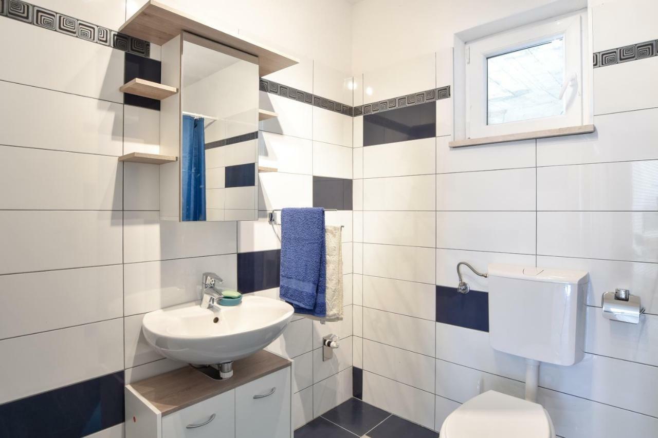 Villa Mar 1 - Luxury Apartments Pucisca Zewnętrze zdjęcie