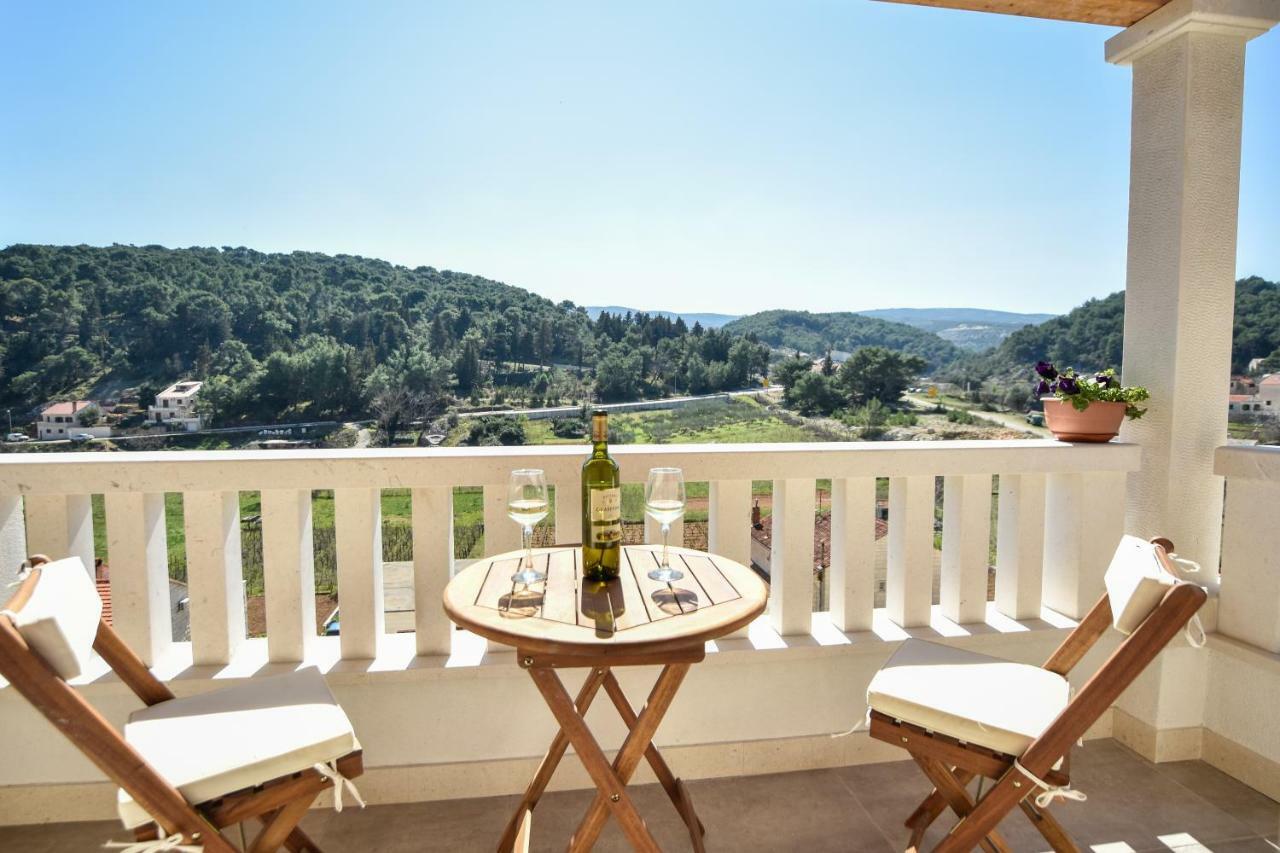 Villa Mar 1 - Luxury Apartments Pucisca Zewnętrze zdjęcie