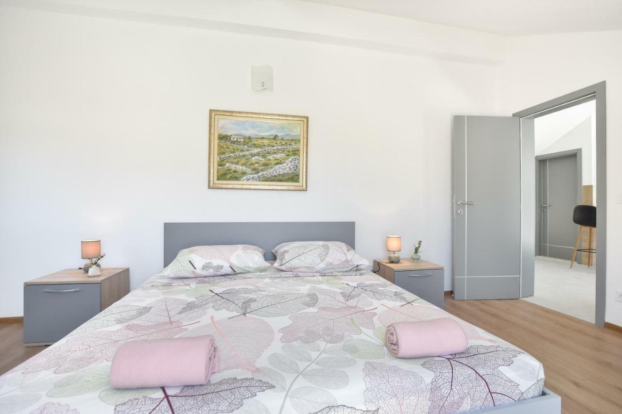 Villa Mar 1 - Luxury Apartments Pucisca Zewnętrze zdjęcie