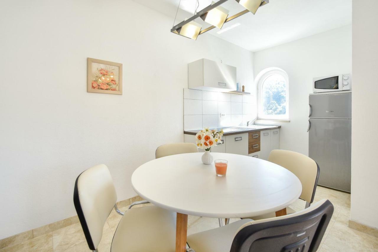 Villa Mar 1 - Luxury Apartments Pucisca Zewnętrze zdjęcie