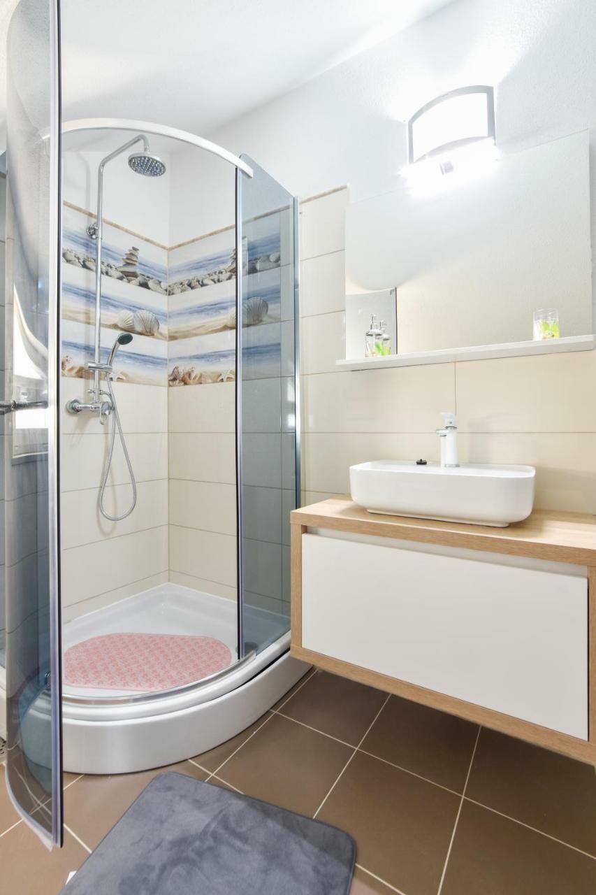 Villa Mar 1 - Luxury Apartments Pucisca Zewnętrze zdjęcie